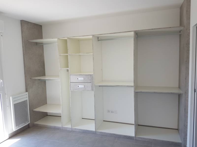 rangement avec coulissant miroir aix en provence