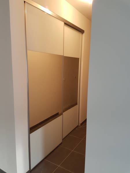 facade coulissante avec miroir aix