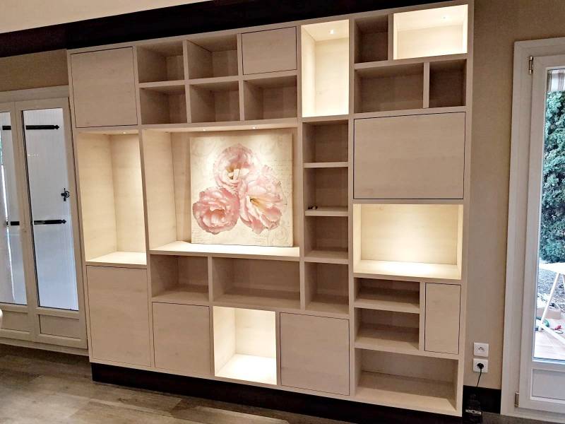 bibliothèque avec éclairage niche aix en provence