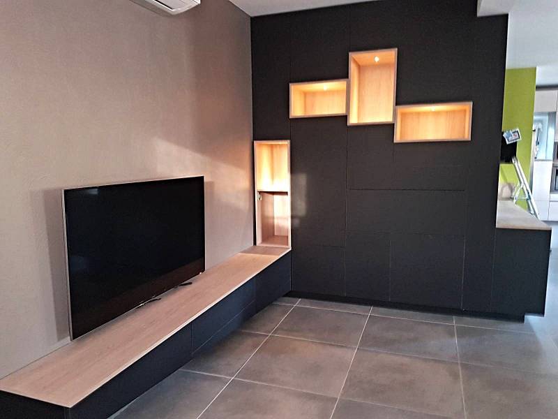 Meuble TV suspendu sur mesure moderne aix en provence