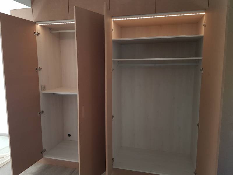 placard avec lumière led aix en provence