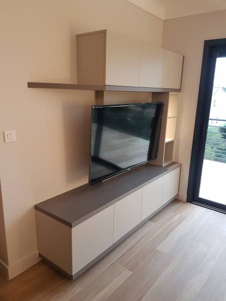 fabrication d'un meuble télé sur mesure vitrolles