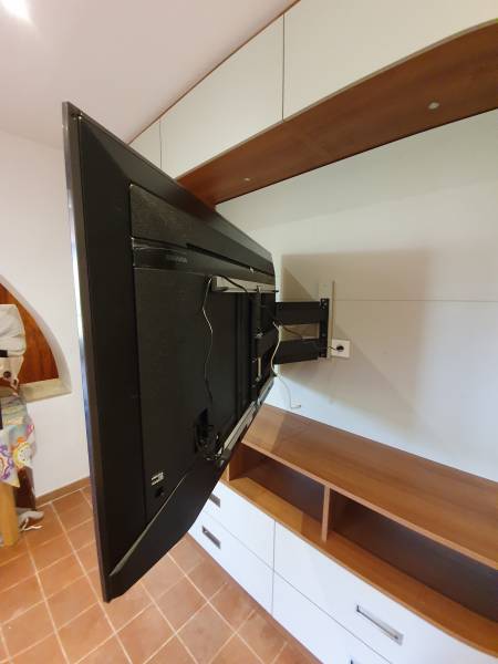 meuble télé suspendue vitrolles