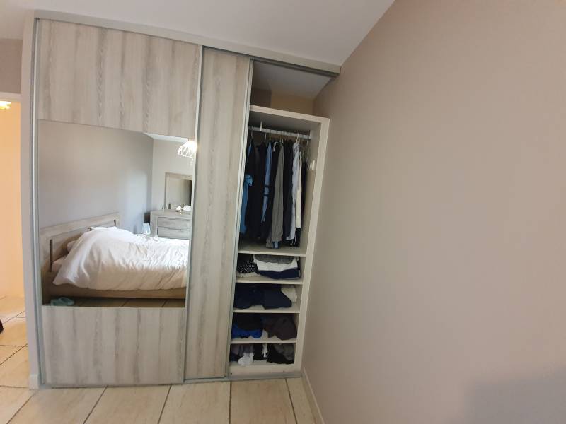 installation portes coulissantes en verre aix