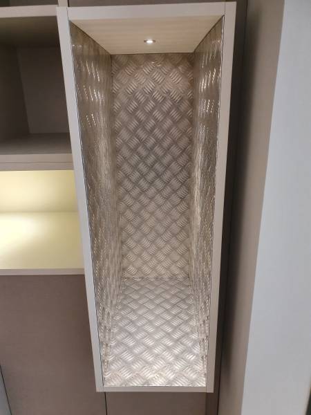 installation bibliothèque design puyricard