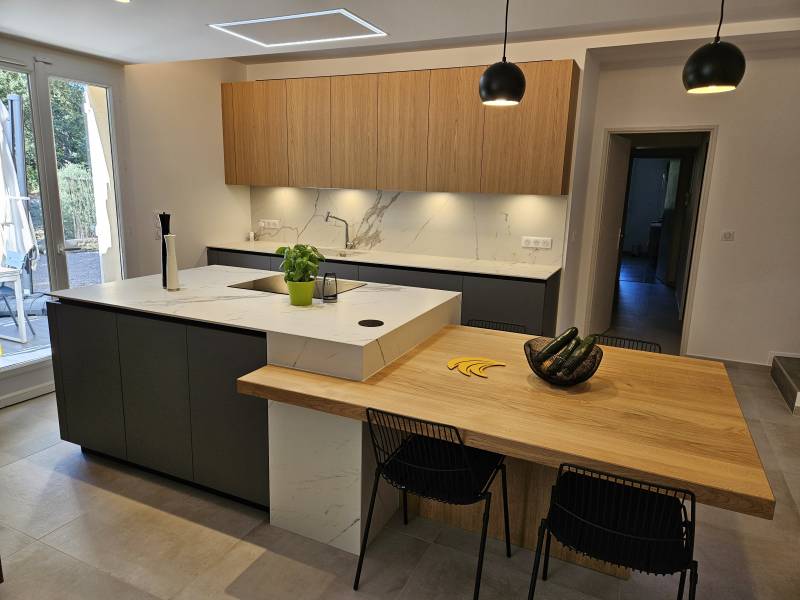 cuisine haut de gamme en placage chene massif