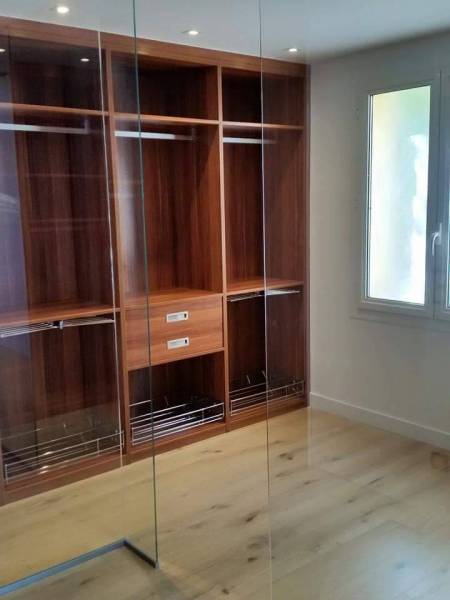 dressing avec porte de séparation en verre aubagne