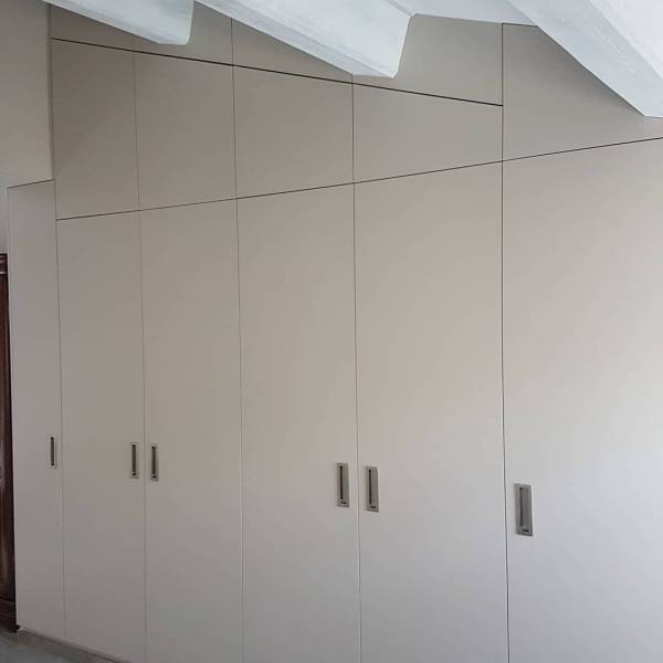 dressing soupente sur mesure pertuis