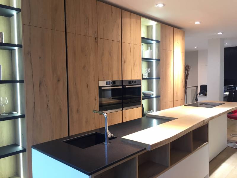 cuisine sur mesure granit bois aix en provence