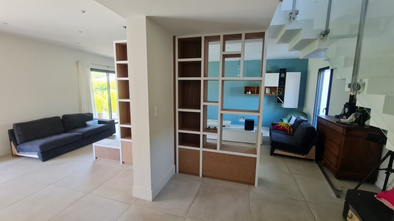 Création d'un meuble bibliothèque sur mesure à Eguilles